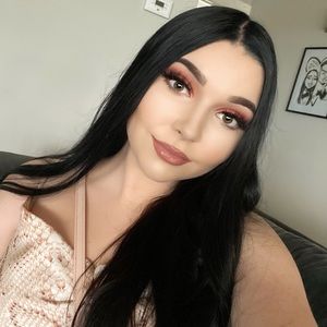 Meet your Posher, Faith